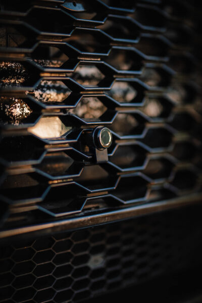 Universal Kennzeichenhalter Wabengrill Audi RS